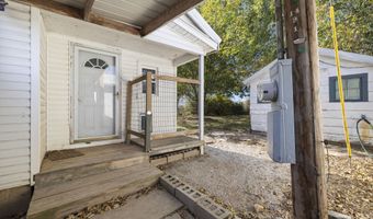 8157 N State Highway V, Ash Grove, MO 65604