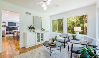 3999 Edmonton Ct, Ann Arbor, MI 48103