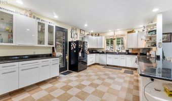 56100 Spring Creek Rd, Bandon, OR 97411
