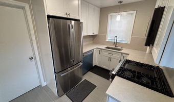 2910 N WESTMORELAND St, Arlington, VA 22213