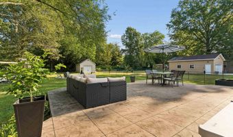 600 Cherry St, Algonac, MI 48001