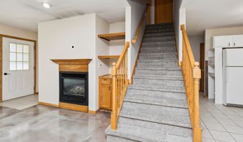 1513 SE Delaware Ave 11, Ankeny, IA 50021