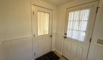 75 Northport Ave, Belfast, ME 04915