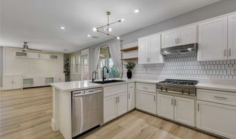 10501 Winter Grass Dr, Las Vegas, NV 89135