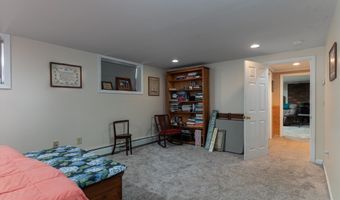10 Spruce Ln, Barre, VT 05641