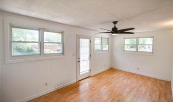 2425 Sanford Ave, Alton, IL 62002