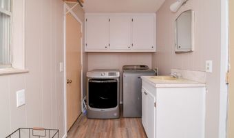 308 W Ellwood Blvd, Anton, TX 79313