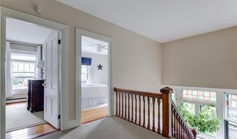 1 Bliss Rd, Newport, RI 02840