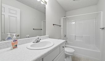 1806 Olde Post Rd, Ashland, OH 44805