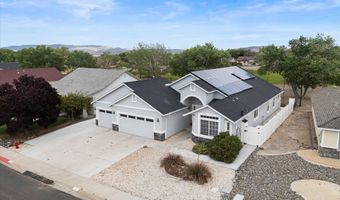 1122 Dixie Ln, Fernley, NV 89408