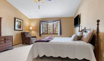 69 PENBROOK Cir, Appleton, WI 54913