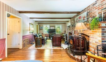 114 Garden Cir, Auburn, ME 04210