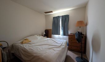 241 FLINT HILL Rd, Alburtis, PA 18011