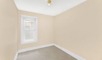 78 W 28TH St, Bayonne, NJ 07002