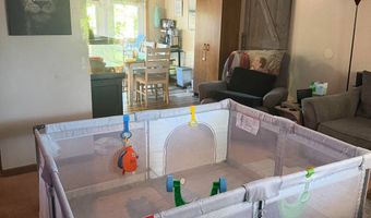 8115 Country View Dr, Ashland, KY 41102