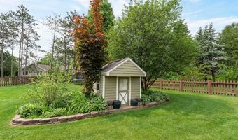 2539 W SUNNYVIEW Cir, Appleton, WI 54914