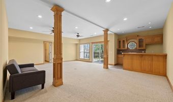 3902 NE Cadbury Ave, Bentonville, AR 72712