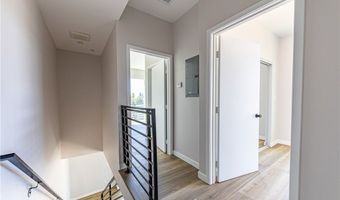 6700 Balboa, Los Angeles, CA 91406
