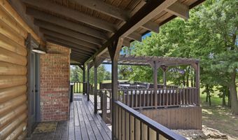 631 W N 10th St, Baxter Springs, KS 66713