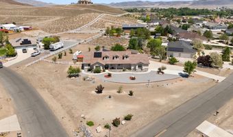 680 Buckskin Dr, Fernley, NV 89408