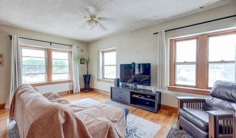 107 E 7th Ave, Arkansas City, KS 67005