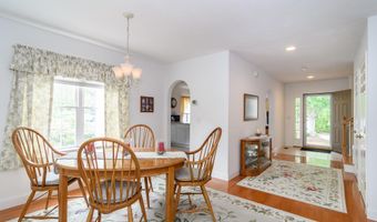 6 Hollyhock Knoll Ct, Bourne, MA 02532