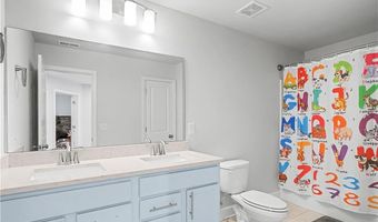 669 Fairway Dr, Acworth, GA 30101