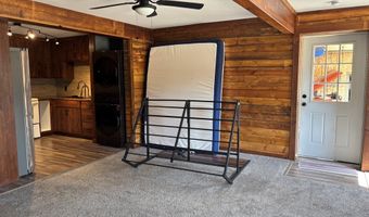 941 S Main St, Cascade, ID 83611