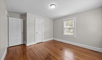 4220 Montague Ave, Ayden, NC 28513