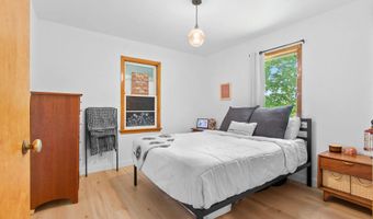 1317 DIVISION St, Algoma, WI 54201
