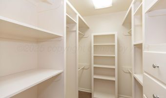 4102 PARAMOUNT Blvd, Amarillo, TX 79109