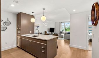 100 Lovejoy Wharf 3G, Boston, MA 02205