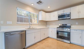 647 Moonlight Stroll St, Henderson, NV 89002