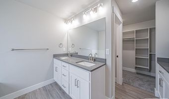 5590 Trueman St C, Chubbuck, ID 83202