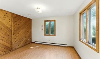 130 S Niantic Dr, Charlestown, RI 02813