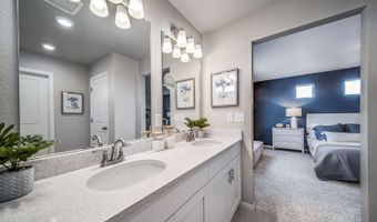 46502 Avery Ln, Bennett, CO 80102