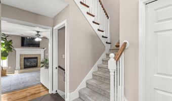 2413 SW 36th St, Ankeny, IA 50023