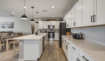178 S NAPLES Ln, Casa Grande, AZ 85122