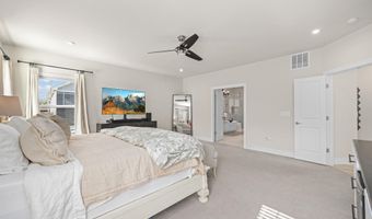 24596 WATEROAK Pl, Aldie, VA 20105