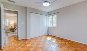 8428 MAGRUDER MILL Ct, Bethesda, MD 20817