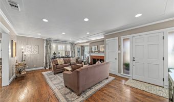 536 W Palm Dr, Arcadia, CA 91007