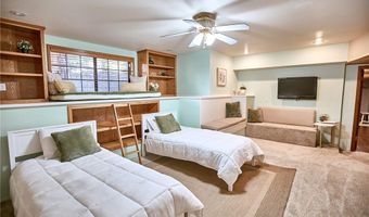 6204 Spruce Ave, Angelus Oaks, CA 92305