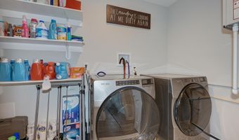 20 Duchess Ave, North Middletown, NJ 07748