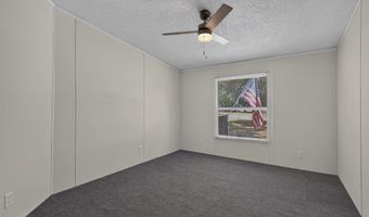 623 Barn Rd, Bonneau, SC 29431