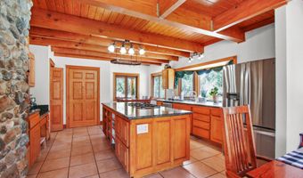 43630 Rainbow Ln, Angelus Oaks, CA 92305
