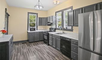 1001 W Main St, Alhambra, IL 62001