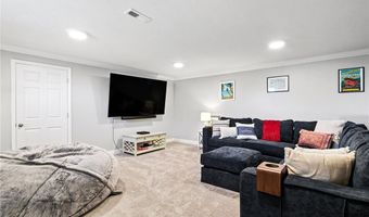 214 Stoneridge Ln, Adams Twp., PA 16046