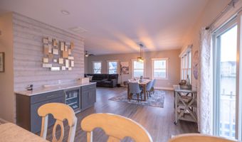 240 Fernwood Dr, Bayville, NJ 08721