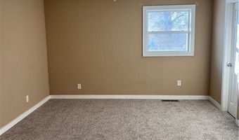 14096 Mitchell Ct, Basehor, KS 66007