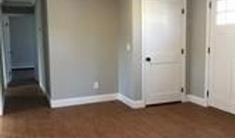 7 Sherbrook Rd, Barrington, RI 02806